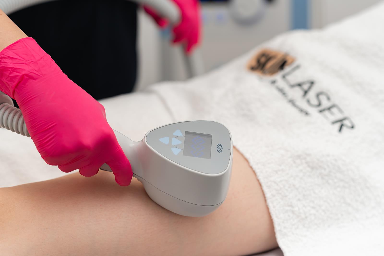 Процедура за тяло с BTL Exilis Ultra 360 в естетичен център Skin Laser